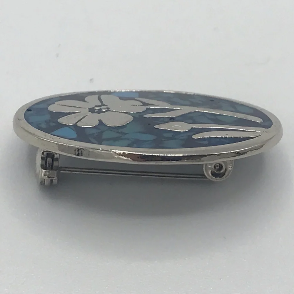 Flower Pin - Picture 4 of 8